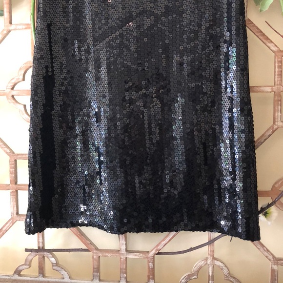 Forever 21 Full sequins black dress - Picture 4 of 7